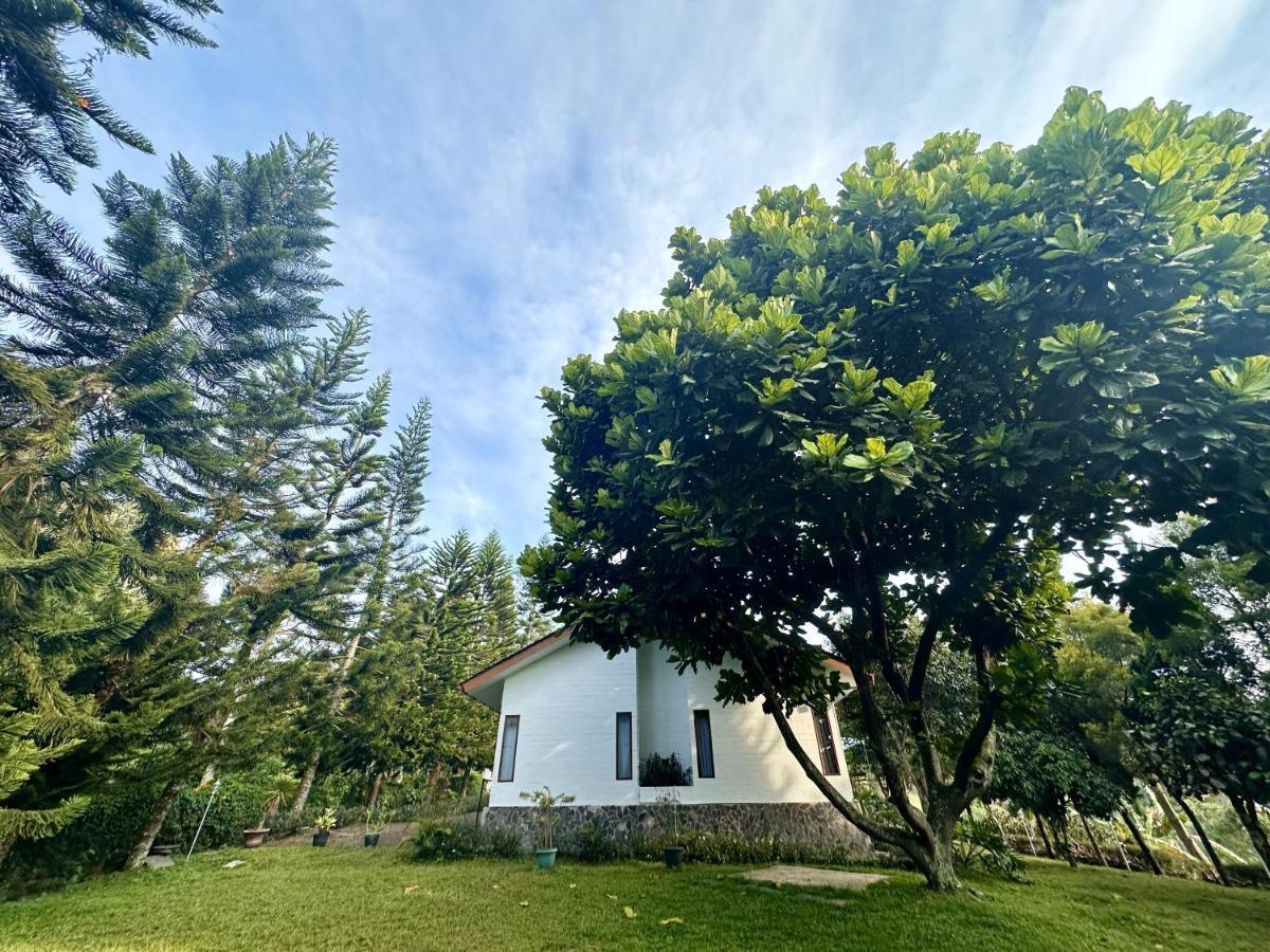 Villa Putih Le Cordon Bandung Kültér fotó